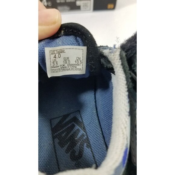 Toddler Sneakers Bundle: New Balance 990 Grey Size 4 Jordan 6 Retro Size 4 Vans - Picture 7 of 16